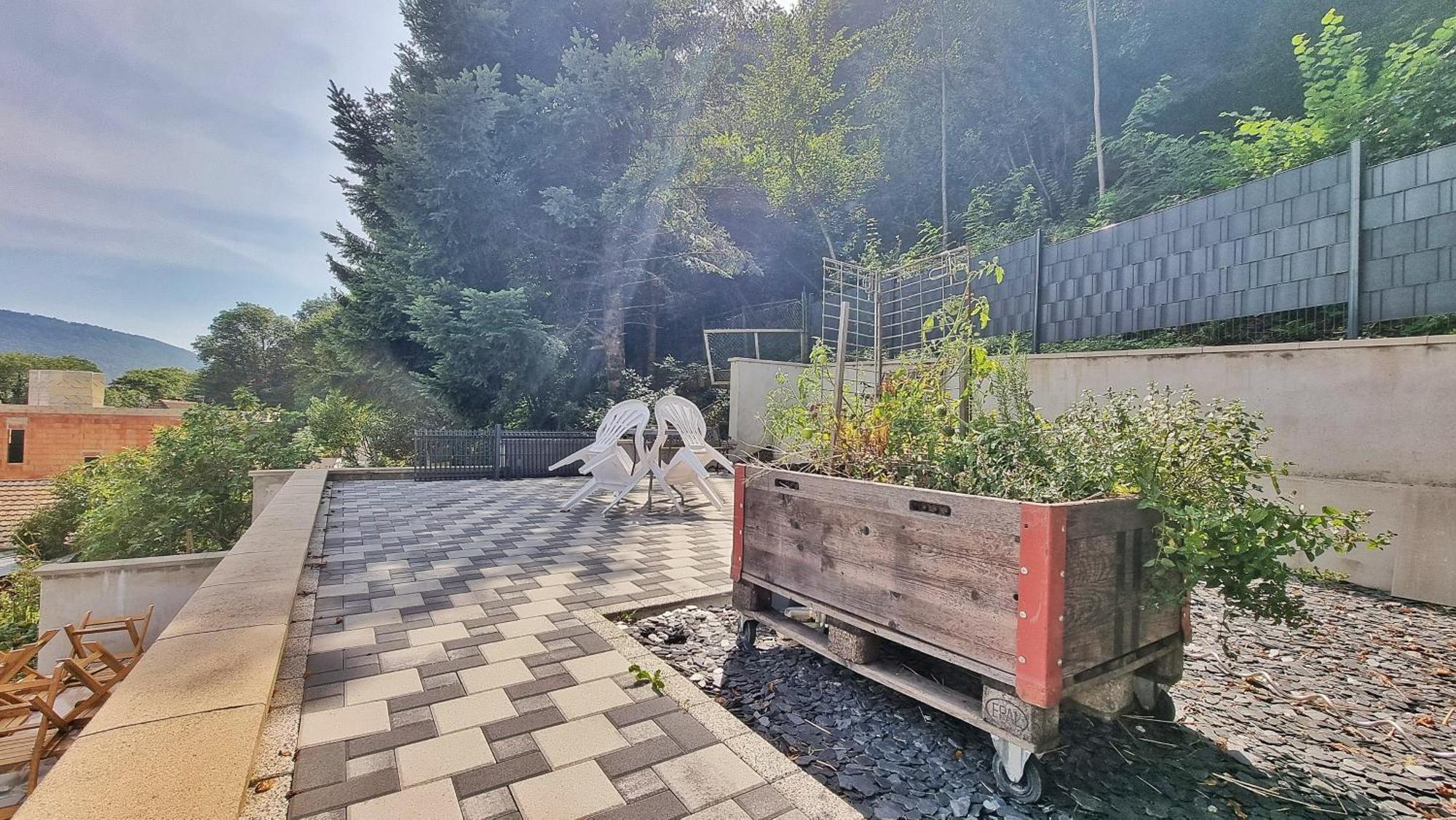 La Buhl Verte - Chic Et Moderne - Calme - Fibre - Relax Bnb Bagian luar foto